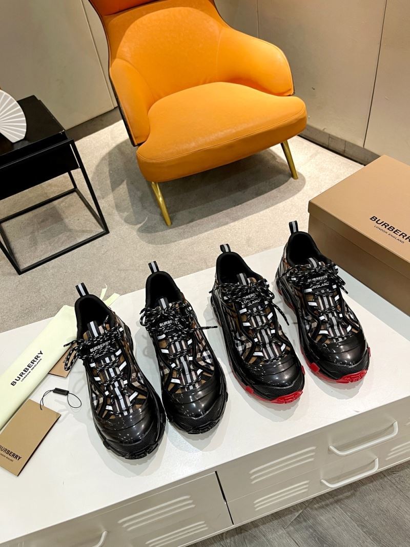 Burberry Low Shoes